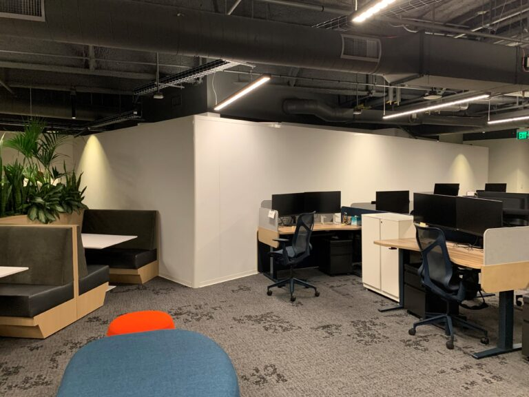 Enhance Office Flexibility with Portable Office Walls